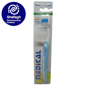 کاربر مسواک مدیکال سافت کد 103 بسته 12 عددی استفاده میکند